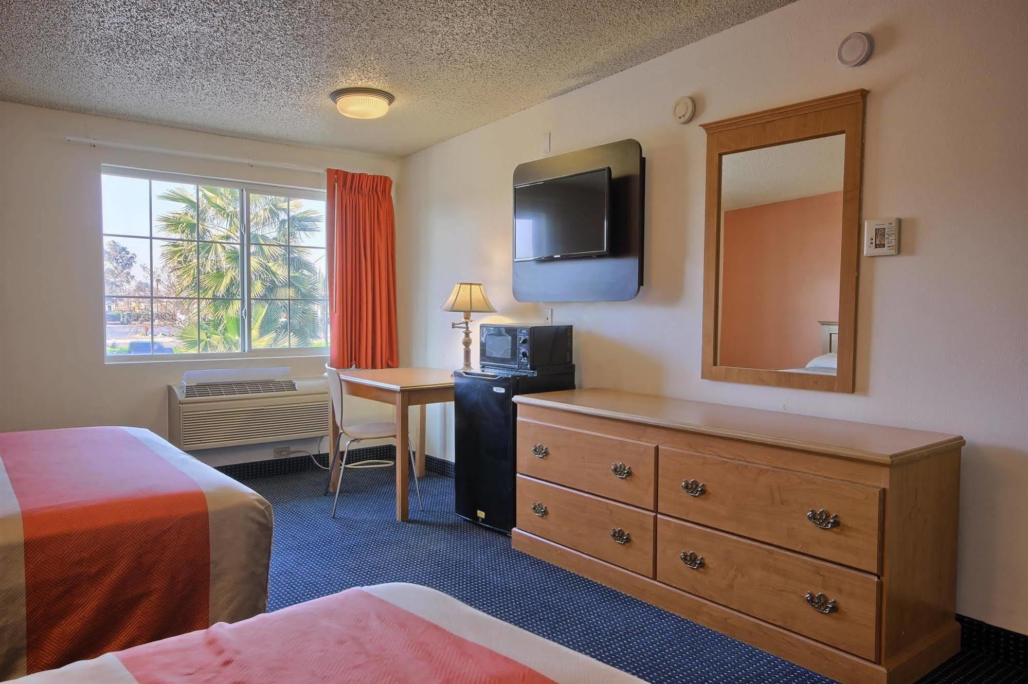 Motel 6-Merced, Ca エクステリア 写真